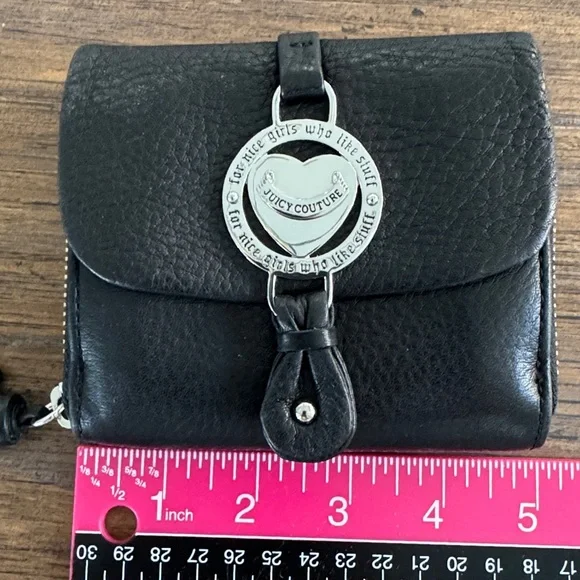 Juicy Couture High Quality Wallet For Nice Girls Who Like Stuff - Picture 13 of 15
